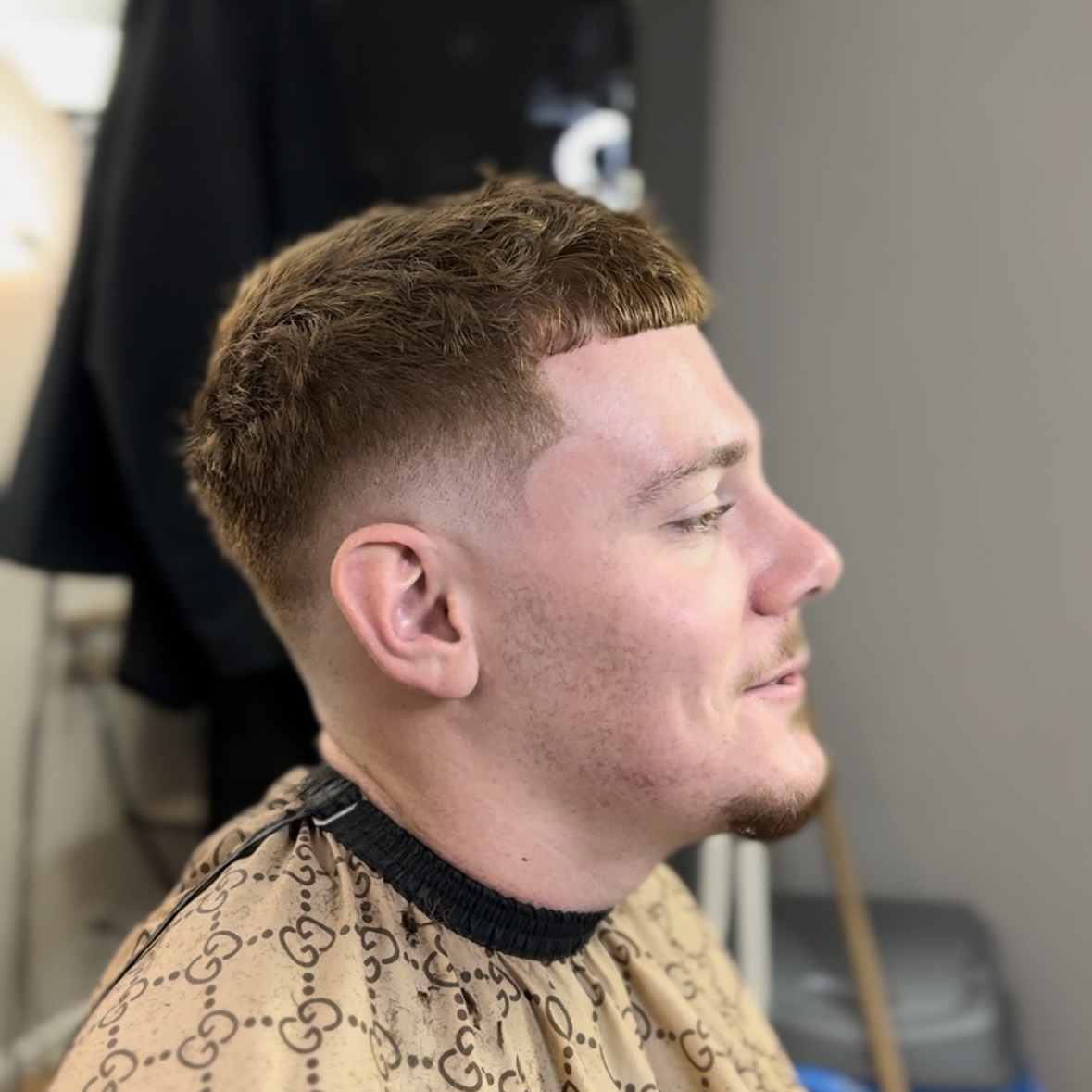 Détail d'un dégradé américain réalisé au shop ntybarber Orsay